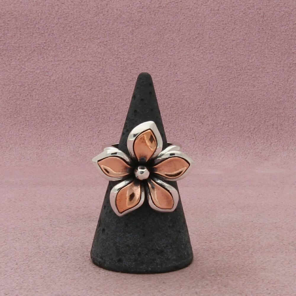 james avery sterling silver & copper retired flower ring size 5.25